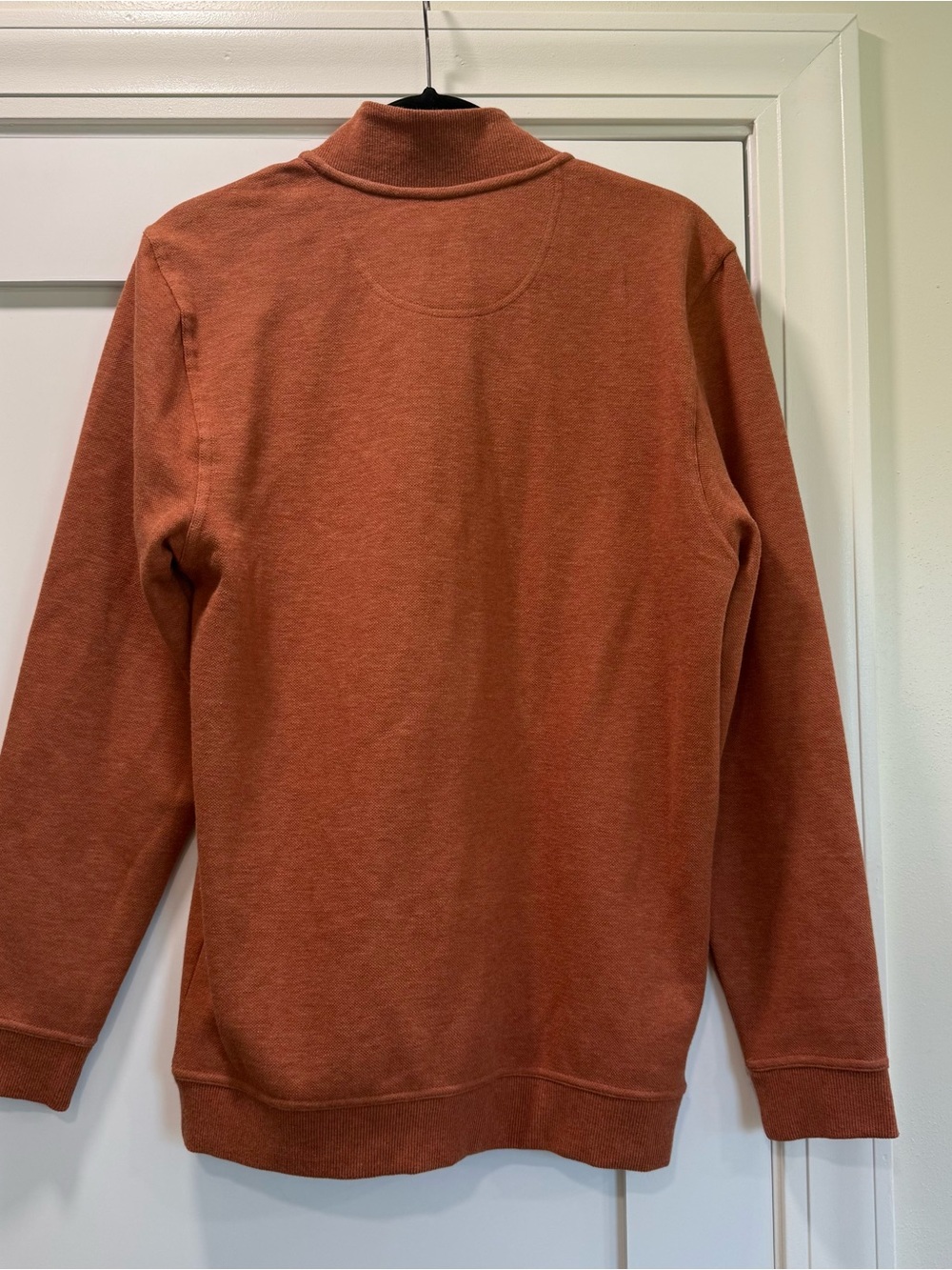 Walter Hagen Men's Quarter-Zip Sweater in Rust with Navy Trim - Picture 2 of 5